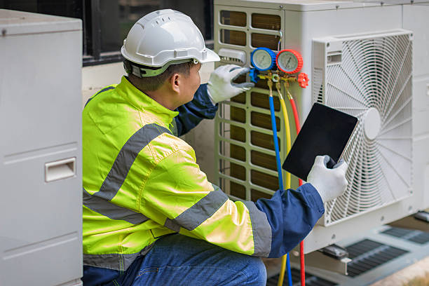 Professional Hvac technician working in Beverly, MA